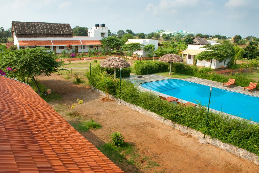 The Mountain Retreat Hotel Tiruvannāmalai Buitenkant foto
